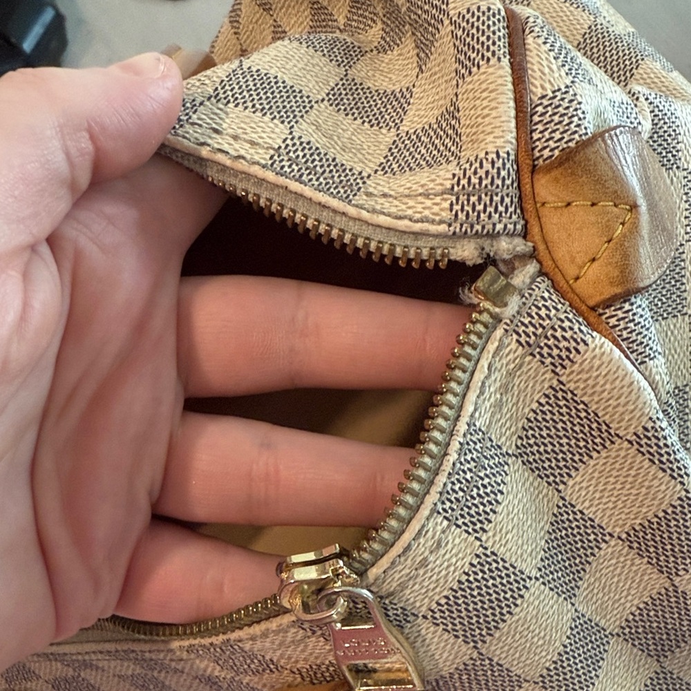 Louis Vuitton White and Brown Checkered Tote - Picture 15 of 15